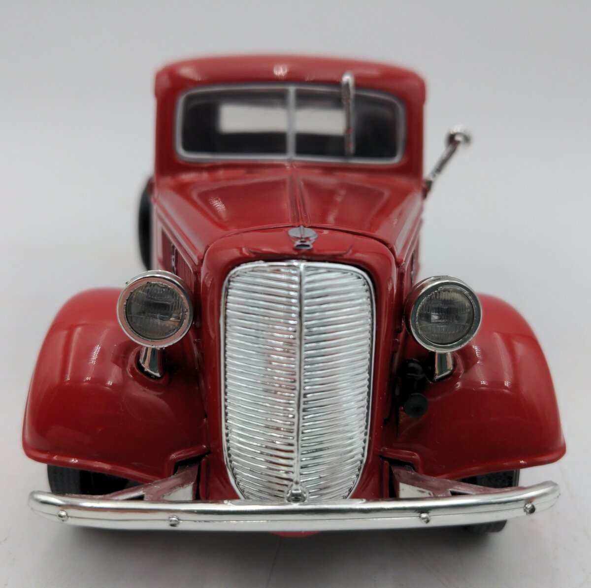 Diecast Precision Model 68061 1:24 Scale 1937 Ford Pick-Up EX