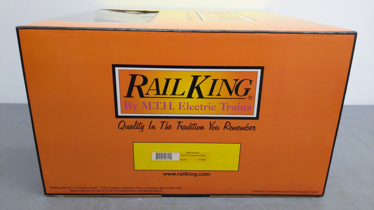 MTH 30-9068 A&W Rootbeer Restaurant Stand EX/Box