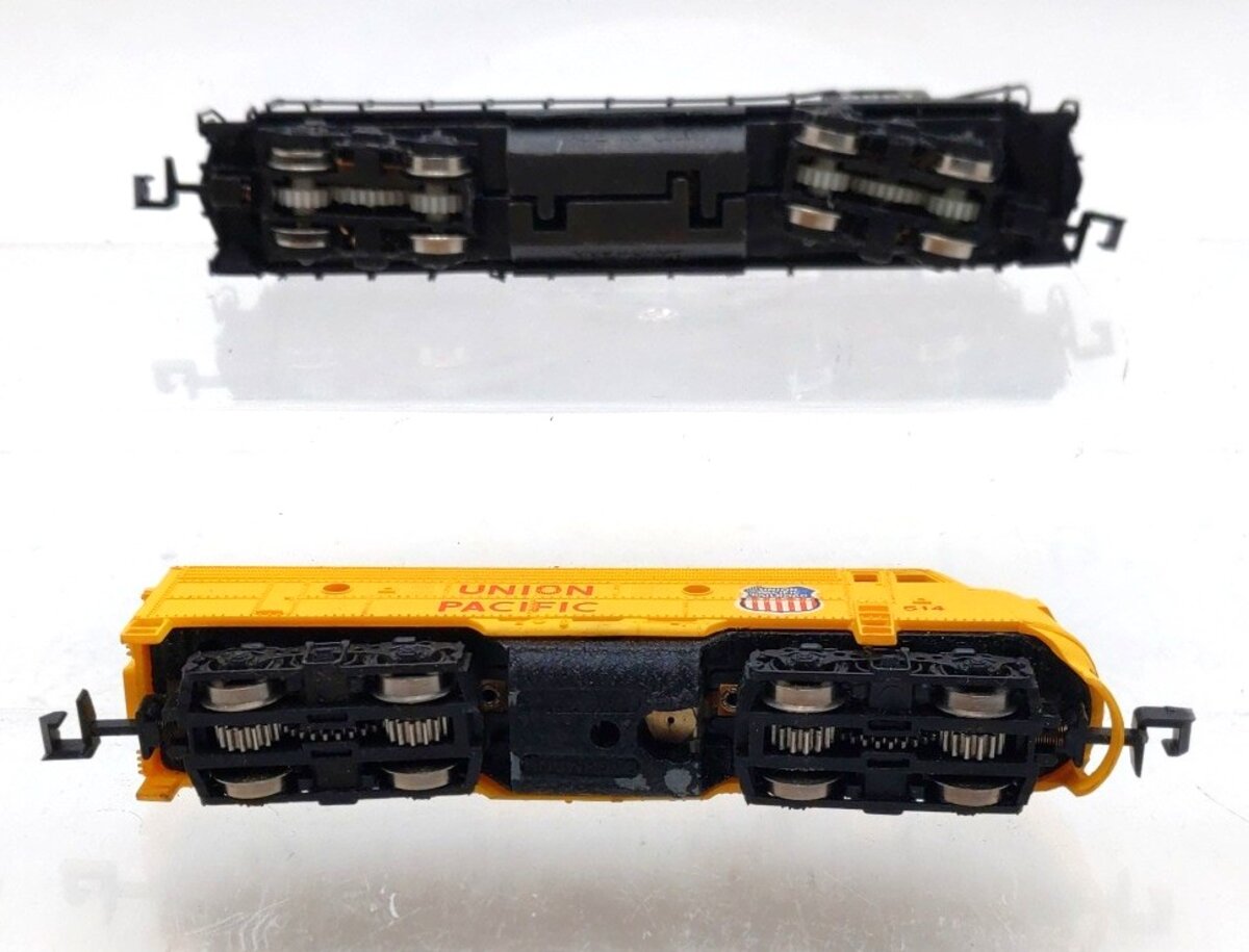 Bachmann N Scale Assorted Diesel Locomotives [2] EX