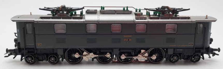 Marklin 37661 HO Scale Deutsche Reichsbahn E52 Electric Locomotive #E5230 EX/Box