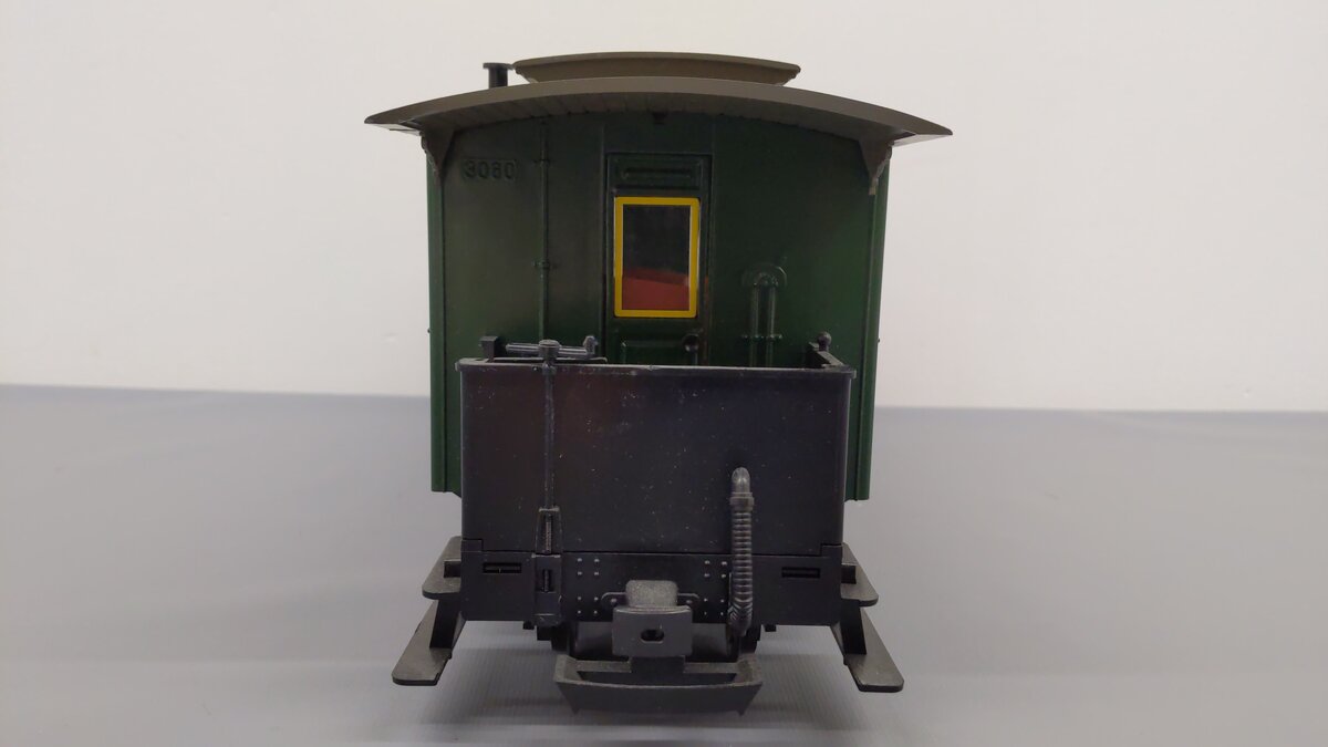 LGB 3060 G Scale Green 8-Wheel Passenger Car (No Lights) VG