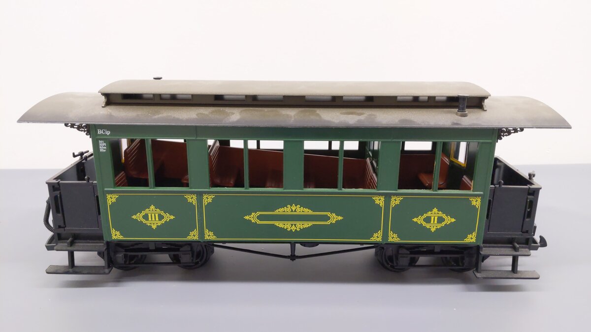 LGB 3060 G Scale Green 8-Wheel Passenger Car (No Lights) VG