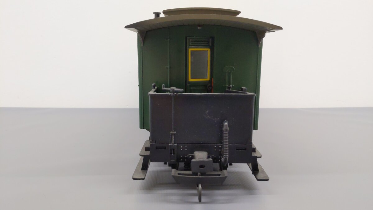LGB 3060 G Scale Green 8-Wheel Passenger Car (No Lights) VG
