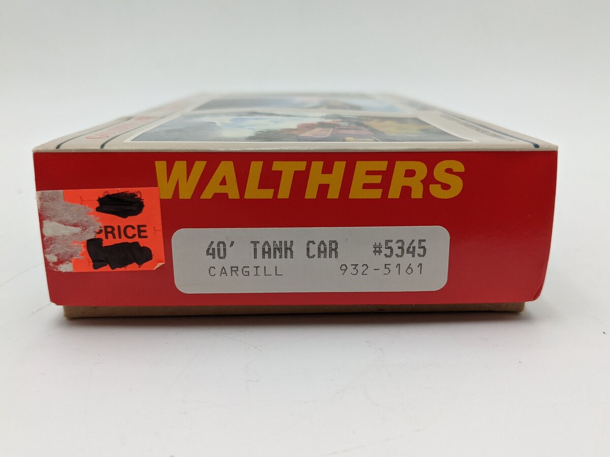 Walthers 932-5161 HO Scale Cargill 40' Tank Car Kit EX/Box