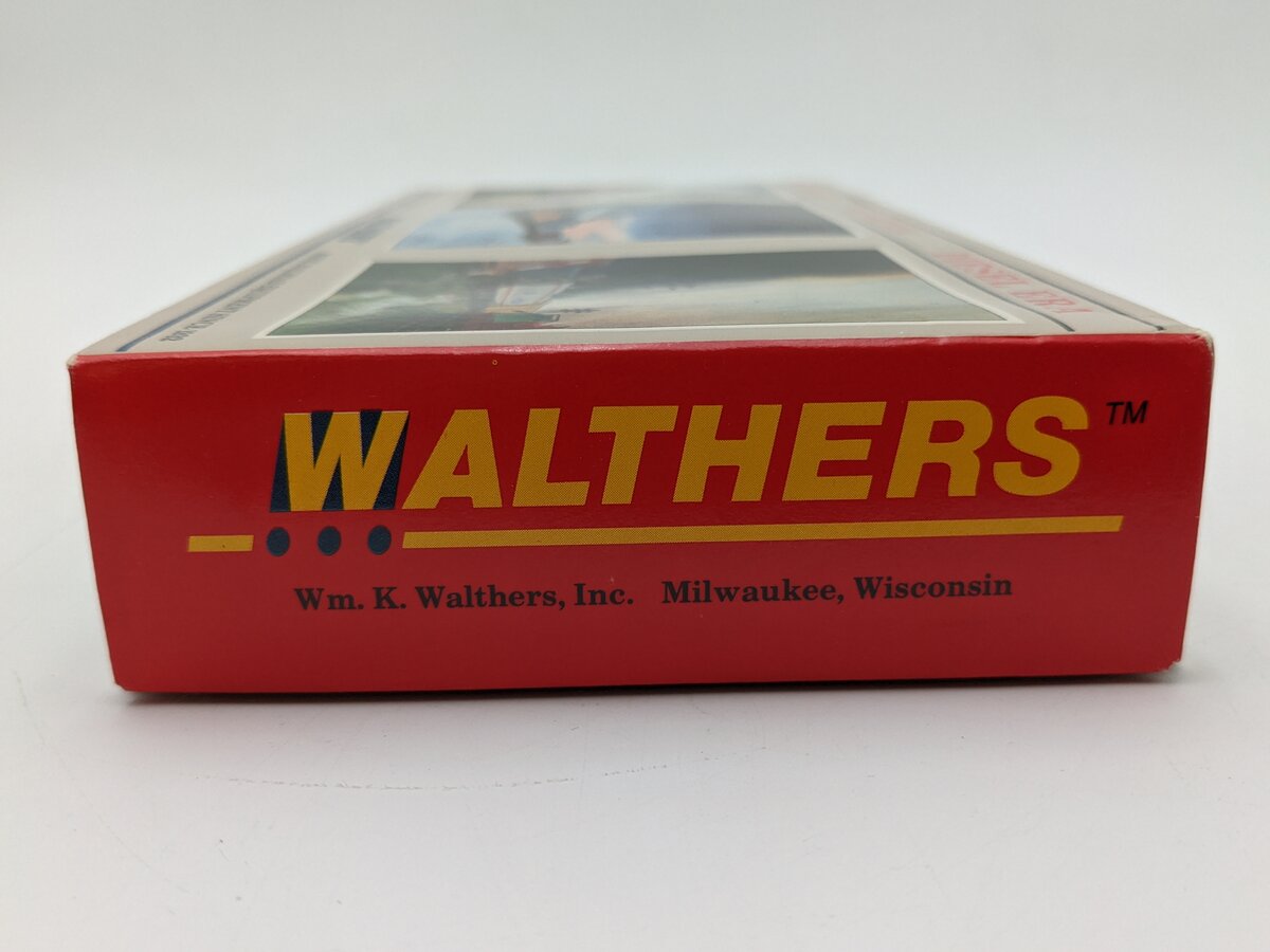 Walthers 932-5161 HO Scale Cargill 40' Tank Car Kit EX/Box