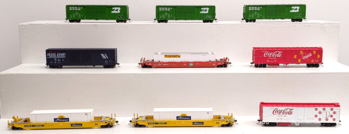 Athearn & Roundhouse HO Scale Assorted Freight Cars [9] VG