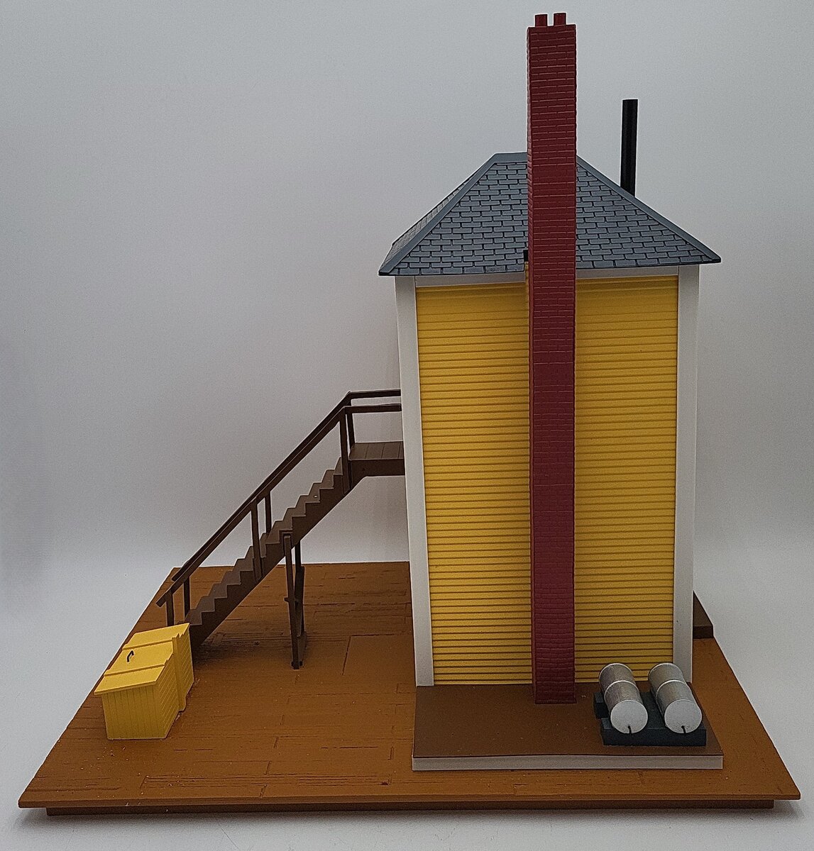 Aristo-Craft 7204 G Scale Bay Window Signal Tower EX/Box