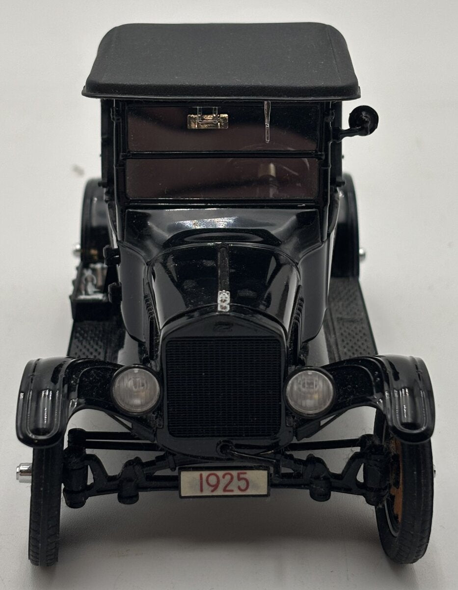Danbury Mint 1925 1:24 1925 Model T Ford EX