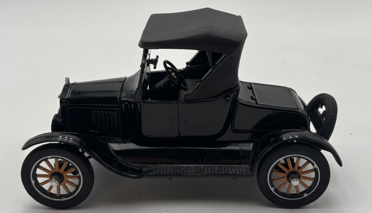 Danbury Mint 1925 1:24 1925 Model T Ford EX