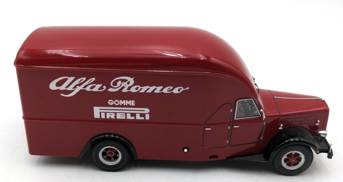 Exoto A 3592 1:43 Scale Diecast Alfa Romeo 500 Racecar Transport Truck EX