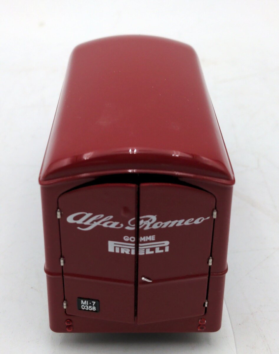 Exoto A 3592 1:43 Scale Diecast Alfa Romeo 500 Racecar Transport Truck EX