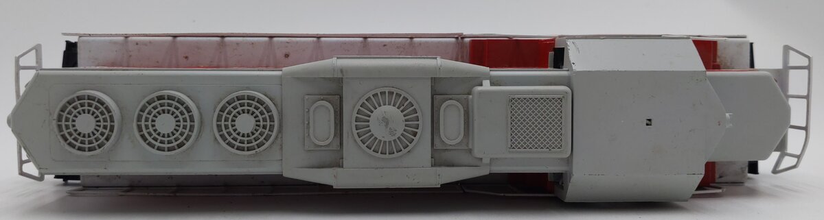 Lionel 6-8151 Burlington SD-28 Diesel Locomotive #8151 VG