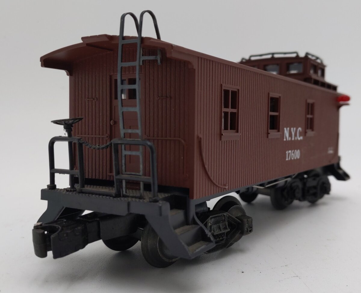 Lionel 6-17600 O Gauge New York Central Woodside Illuminated Caboose #17600 EX