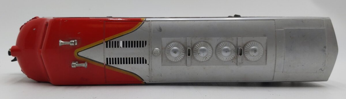 Lionel 2243P Vintage O Santa Fe F-3 A Powered Diesel Locomotive VG