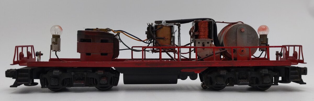 Lionel 2328 Vintage O Burlington GP-7 Powered EMD Diesel Locomotive