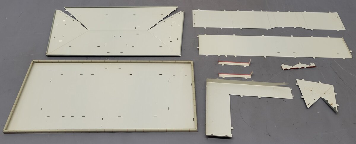 Marx Freight & Passenger Station Building Kit VG/Box