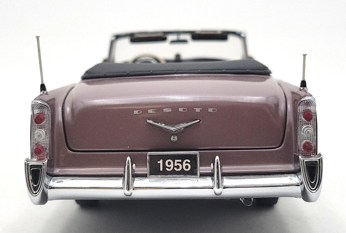 Danbury Mint 1:24 Scale Diecast Limited Edition 1956 DeSoto Firedome Convertible EX/Box