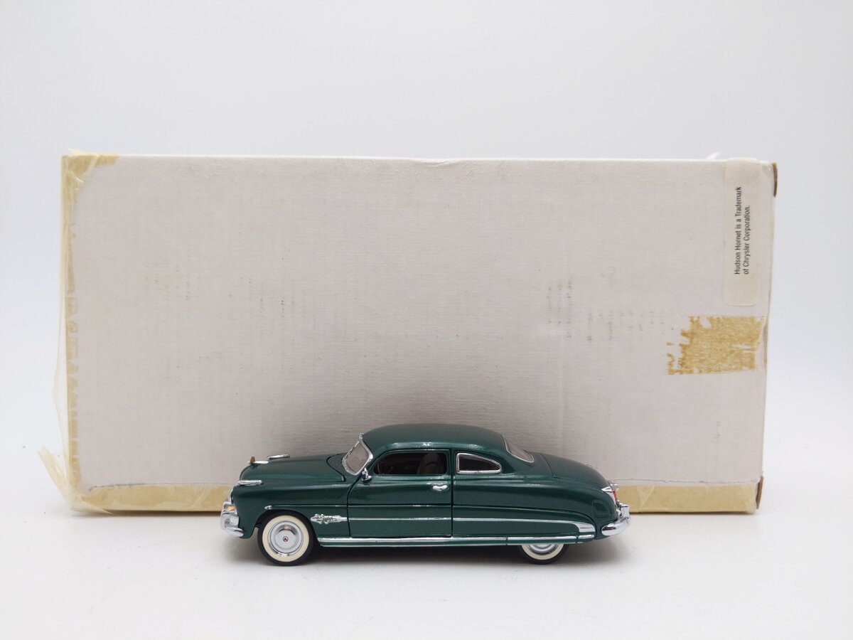 Franklin Mint B11UK12 1:43 Scale Diecast 1951 Hudson Hornet - Dark Green EX/Box