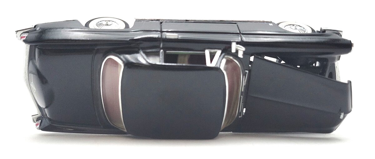Franklin Mint B11KC71 1:43 Black 1956 Lincoln Continental EX