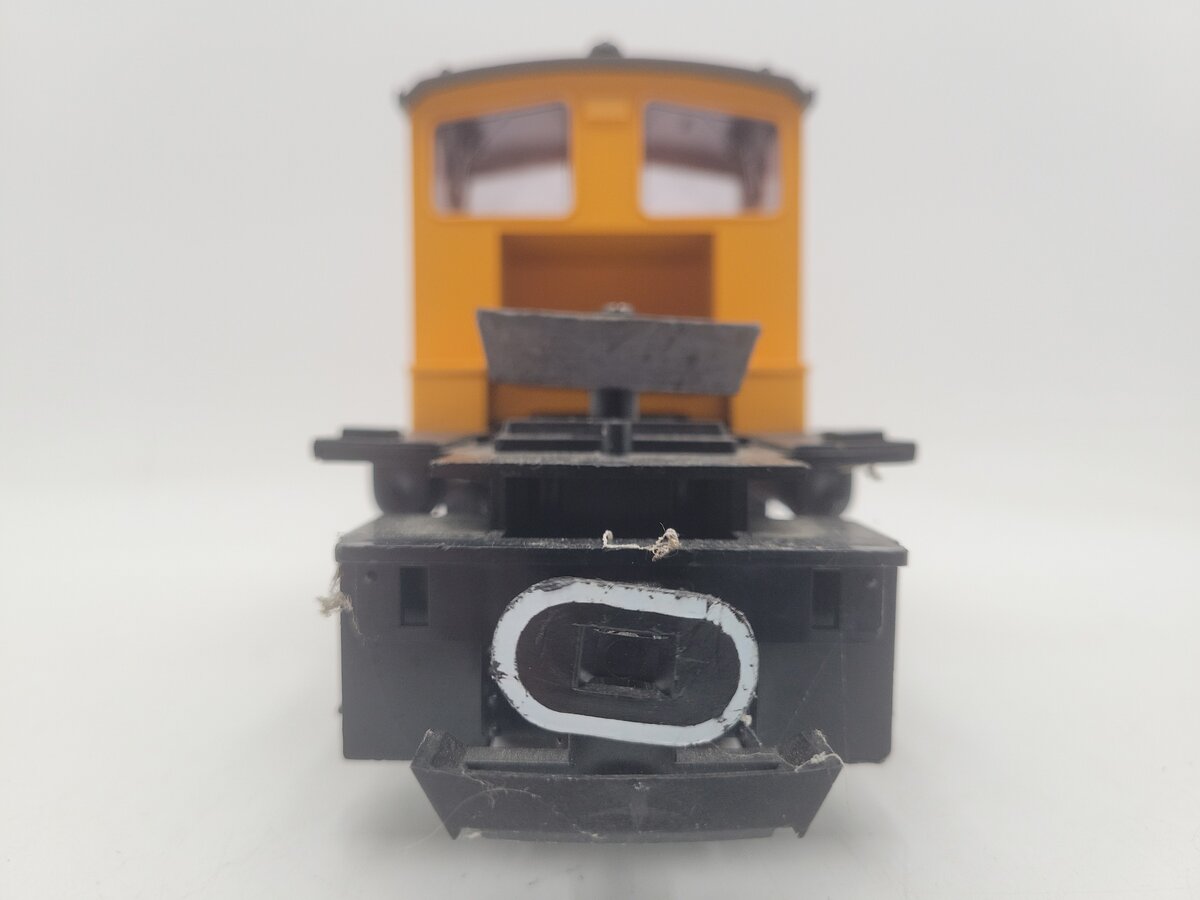 LGB 2090 G Scale D10 0-4-0 Diesel Switcher #2090 Yellow EX