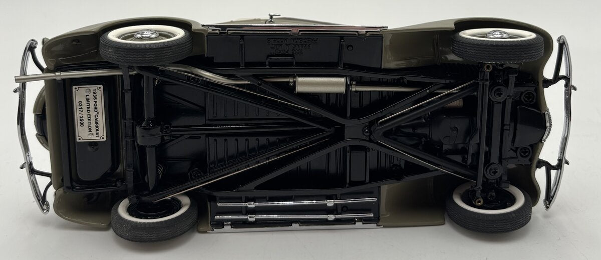 Franklin Mint 1:24 1936 Ford Cabriolet Limited Edition LN