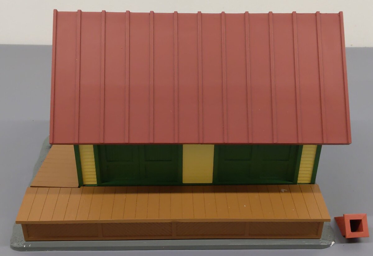 Aristo-Craft ART-7201 G Gauge Scale Freight Depot VG/Box