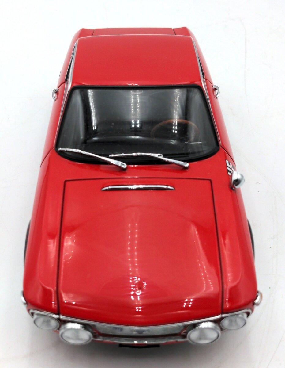 AutoArt 74701 1:18 Diecast Lancia Fulvia 1.6 HF Fanalone in Rosso Corsa LN