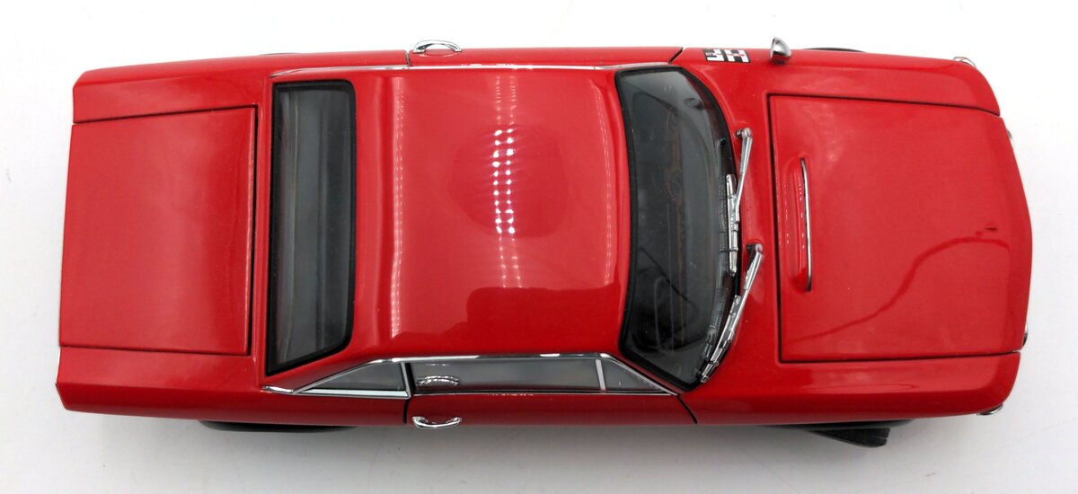 AutoArt 74701 1:18 Diecast Lancia Fulvia 1.6 HF Fanalone in Rosso Corsa LN