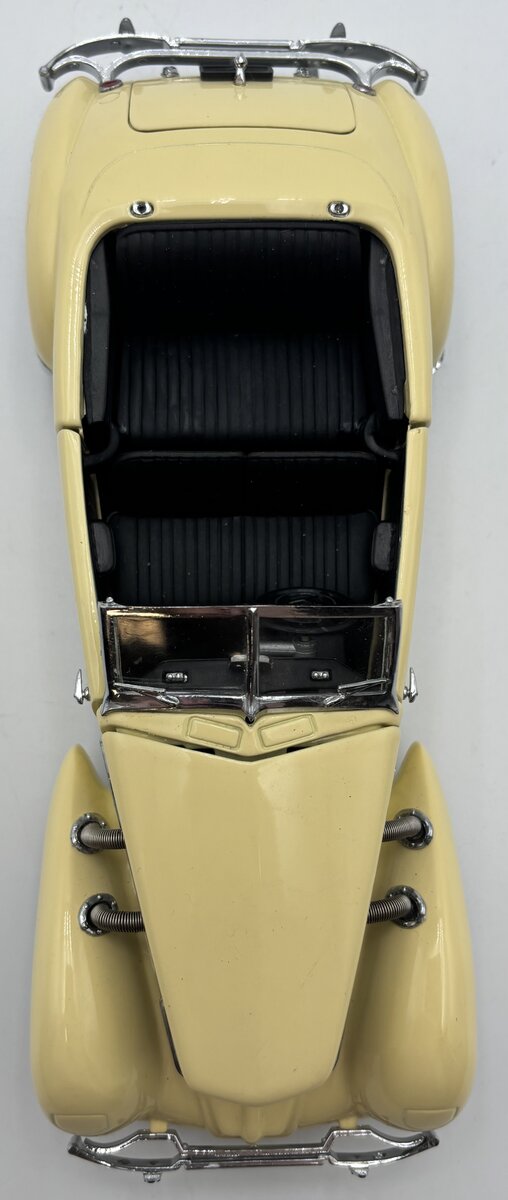 Franklin Mint 1:24 Cord 812 Phaeton Coupe in Cream White EX