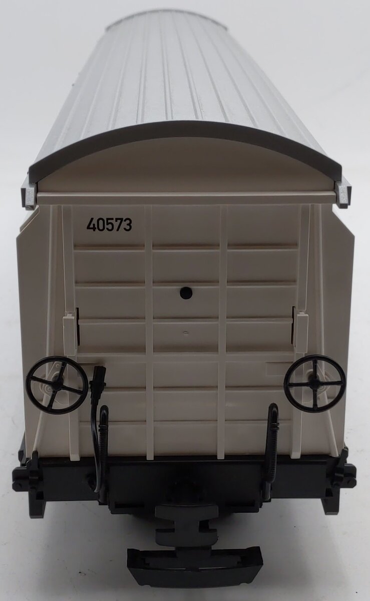 LGB 40573 G Scale Stauder Boxcar with Sliding Doors EX/Box