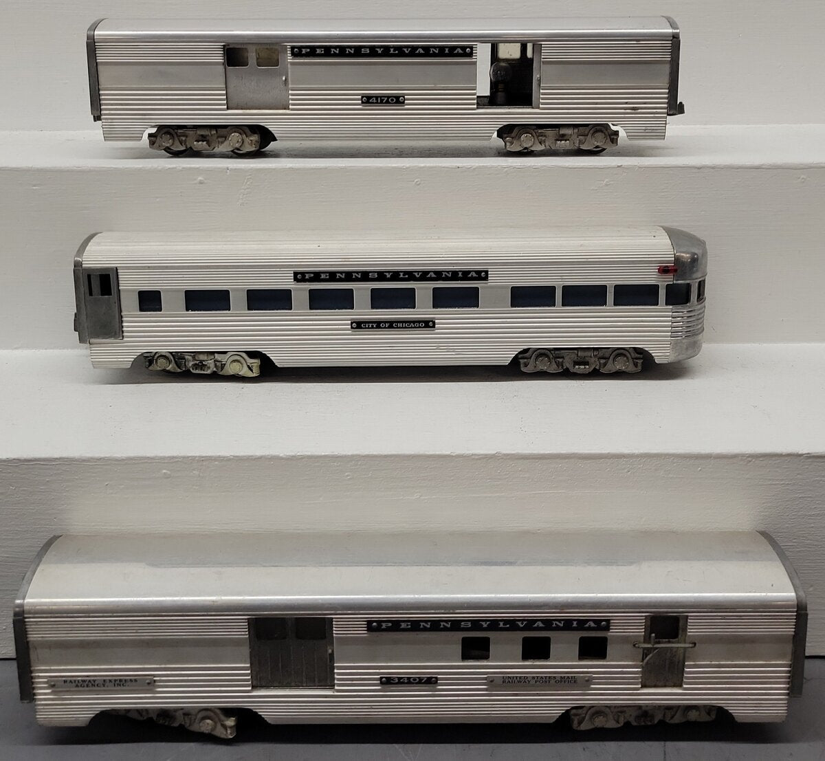 AMT O Gauge Vintage Pennsylvania Passenger Cars #3407,4170 & City Of Chicago [3]