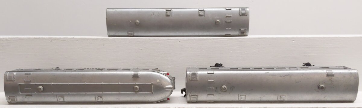 Lionel O Gauge Vintage Lionel Lines Passenger Cars: 2423, 2421, 2422 [3]