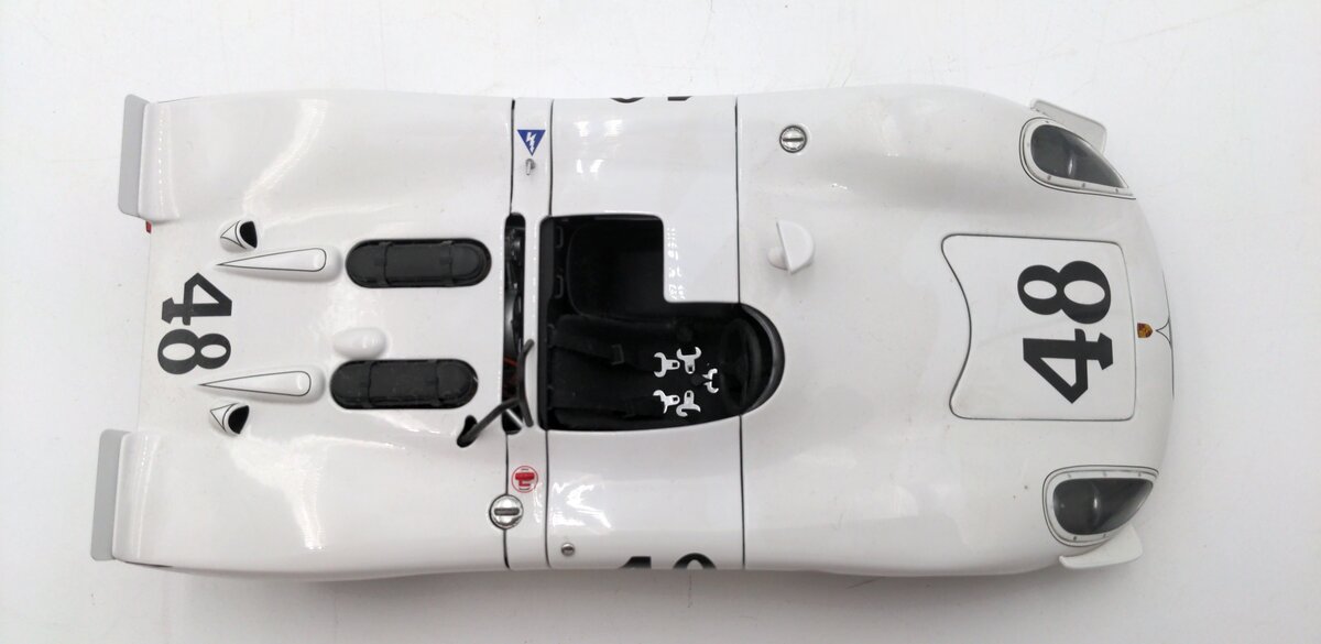 AutoArt 87072 1:18 1970 Porsche 908/2 Green Park S.McQueen/P.Revson #48  LN