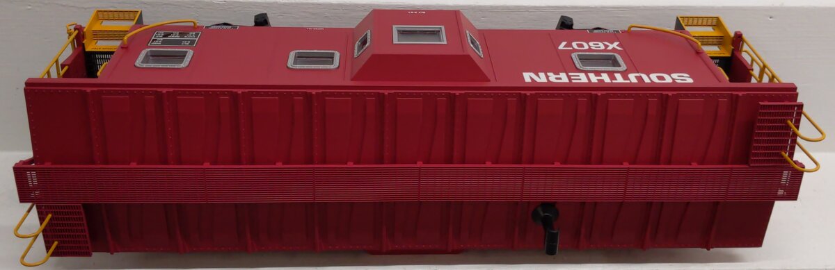 USA Trains 12062 G Southern Baywindow Caboose - Metal Wheels EX/Box
