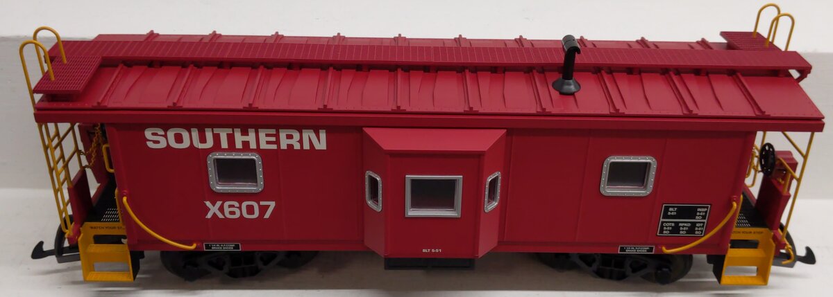 USA Trains 12062 G Southern Baywindow Caboose - Metal Wheels EX/Box