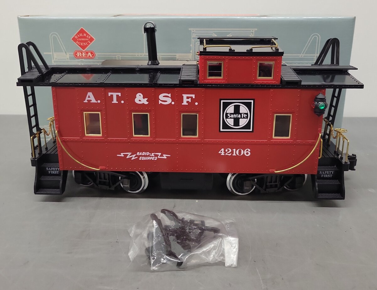 REA 42106 G Scale ATSF Red "The Caboose" #42106 EX/Box