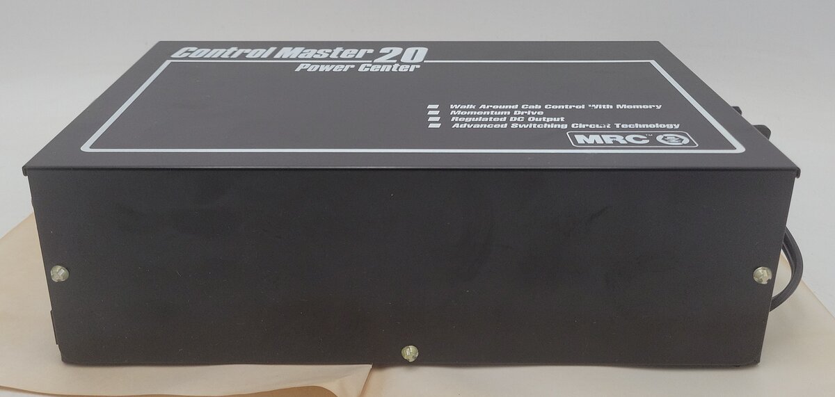 MRC 20 N & HO Trains Control Master 20 Power Center VG/Box