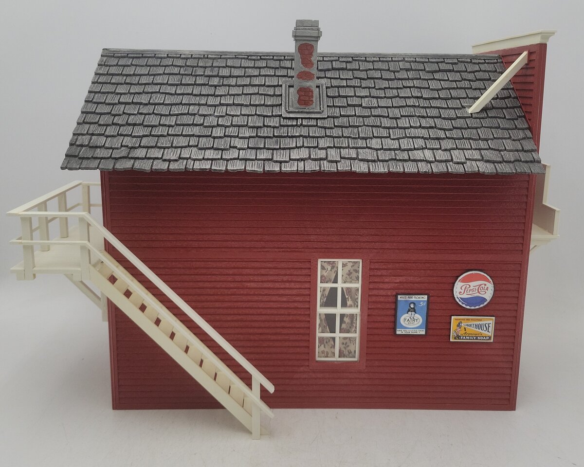 Pola 924 G Scale Hotel Canyon City Building Kit - Assembled EX