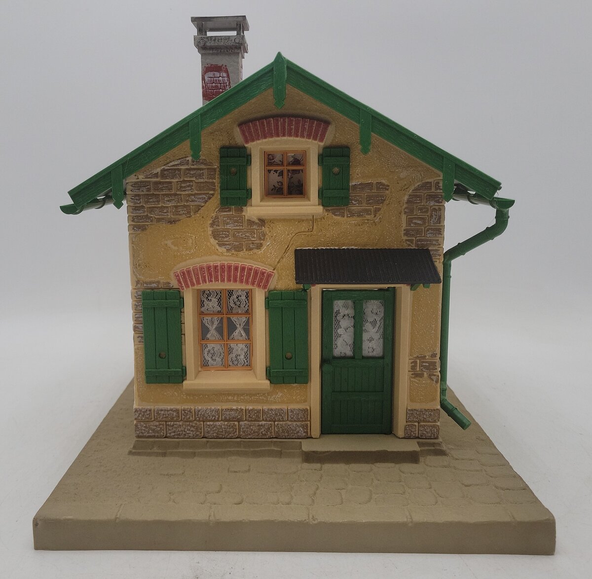 Pola 915 G Scale Crossing Keepers Building Kit - Assembled EX