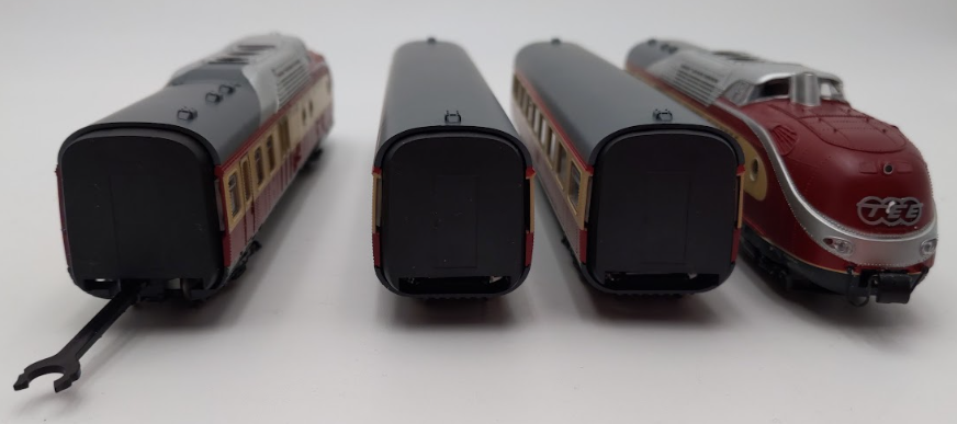 Roco 43851 HO Scale TEE VT 115 Passenger Train Set with Digital Sound VG/Box
