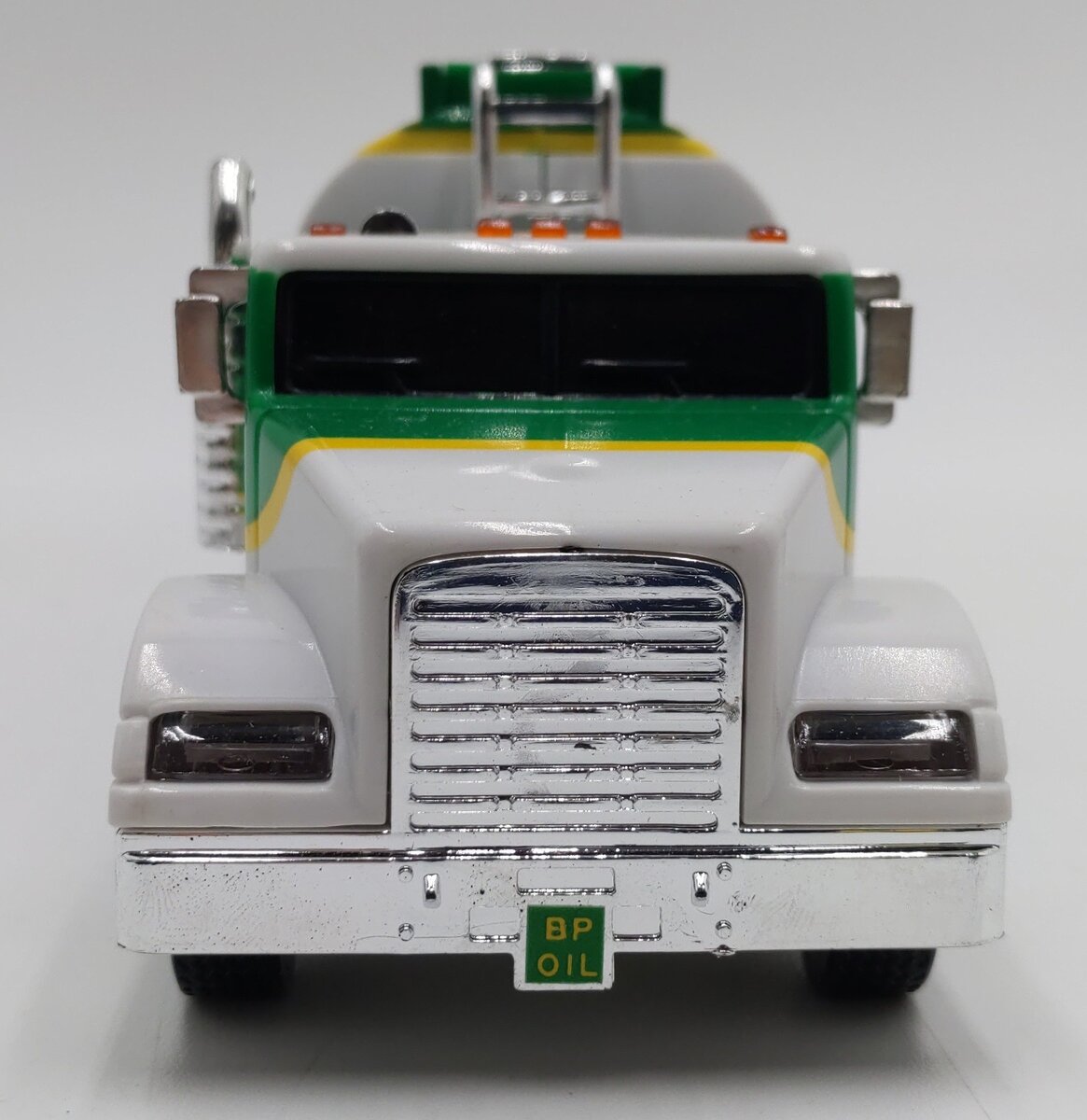 BP Toy Tanker Truck w/ Real Head & Tail Lights EX/Box