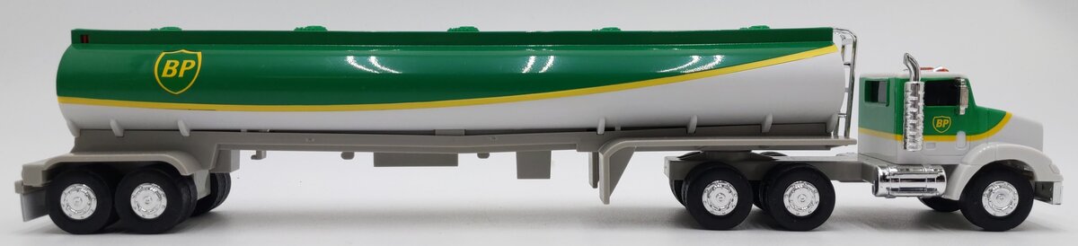 BP Toy Tanker Truck w/ Real Head & Tail Lights EX/Box