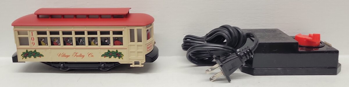 Lionel 6-11809 O Gauge The Village Trolley Christmas Train Set EX/Box