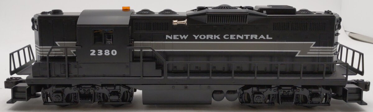 Lionel 6-18563 O Gauge New York Central GP-9 Diesel Locomotive #2380 EX/Box