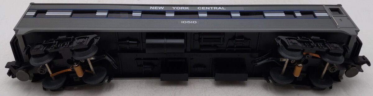MTH 30-6021 New York Central Streamlined Passenger Car #10510 EX/Box