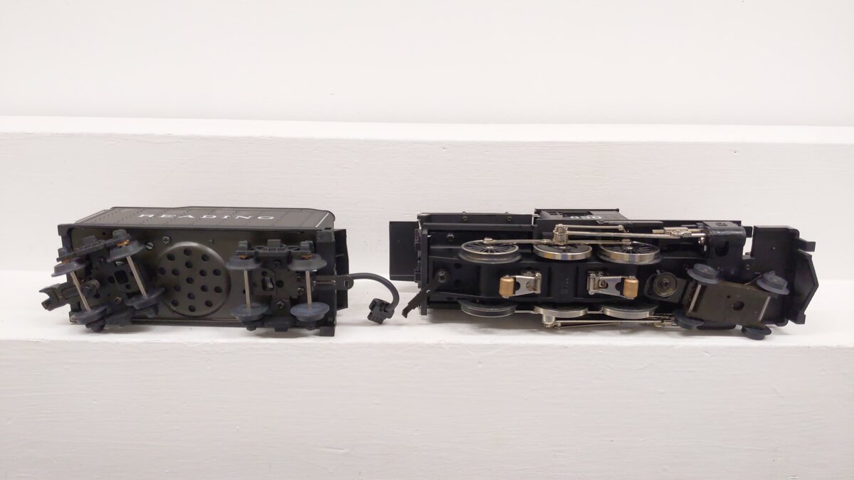MTH 30-1142-1 Reading 4-6-0 Camelback Steam Locomotive & Tender w/PS1 #650 EX/Box