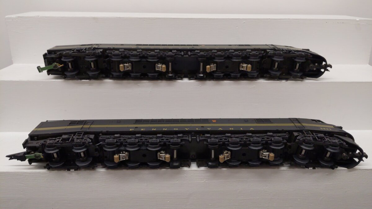 MTH 20-2200-1 O Gauge PRR Centipede AA Diesel Engine Set w/PS1 #5823 EX/Box