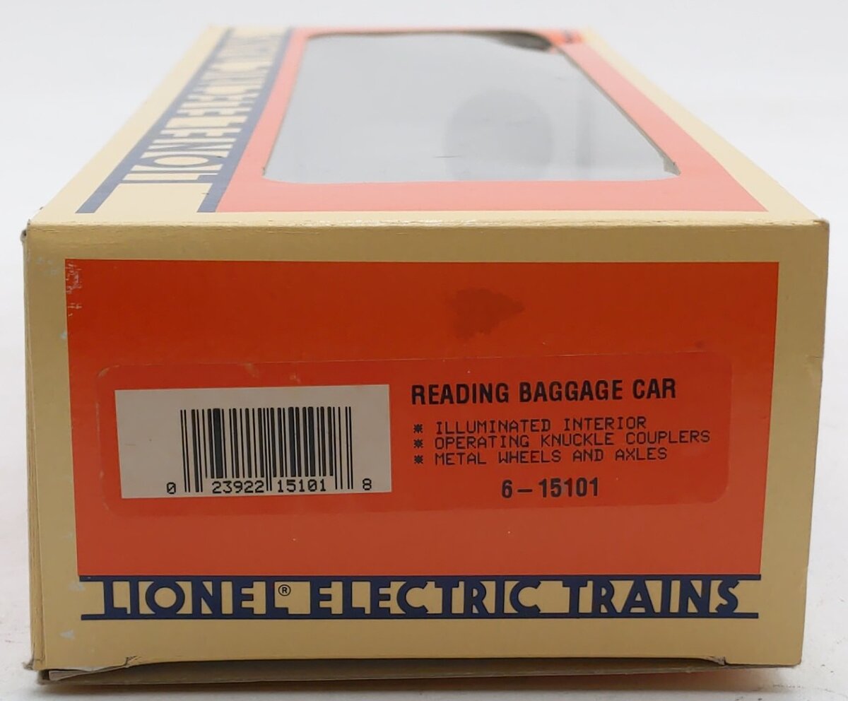 Lionel 6-15101 O Gauge Reading Baggage Car EX/Box