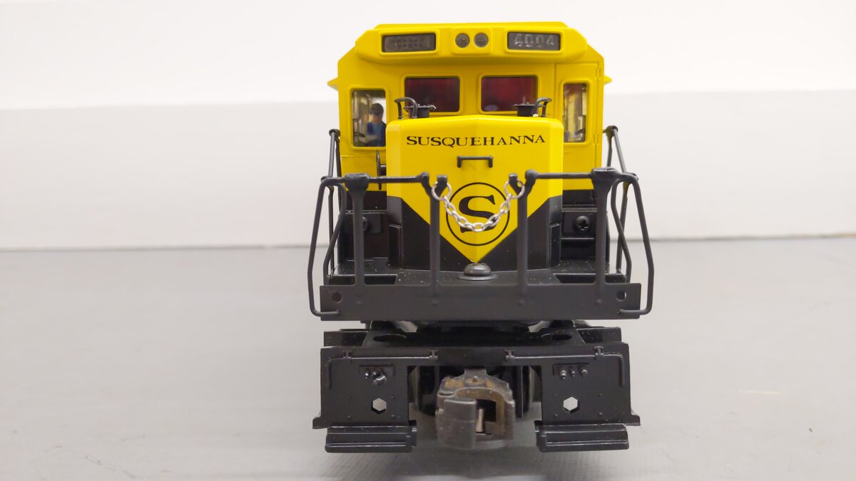 Lionel 6-18218 O Gauge Susquehanna Dash 8-40B Diesel Locomotive #4004 EX/Box