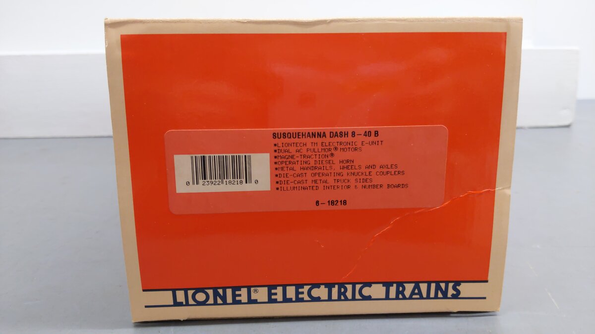 Lionel 6-18218 O Gauge Susquehanna Dash 8-40B Diesel Locomotive #4004 EX/Box